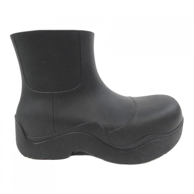 Bottega Veneta Puddle Ankle Rubber Boots from LuxUness