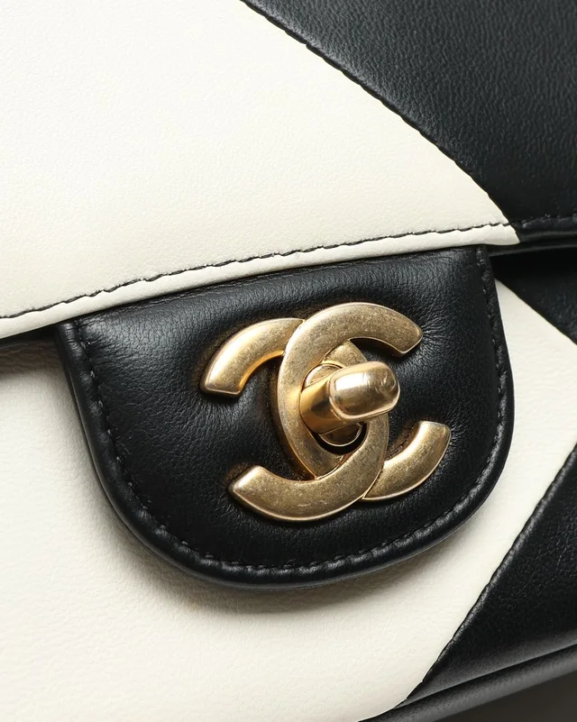 Chanel Mini Geometric Patchwork Rectangular Single Flap Bag in Leather from A Retro Tale, photo 7 of 10
