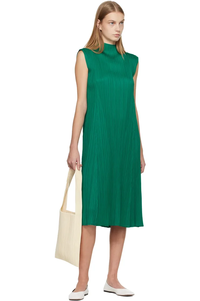 PLEATS PLEASE ISSEY MIYAKE Beige Crepe Knit Tote, photo 4 of 4 from SSENSE