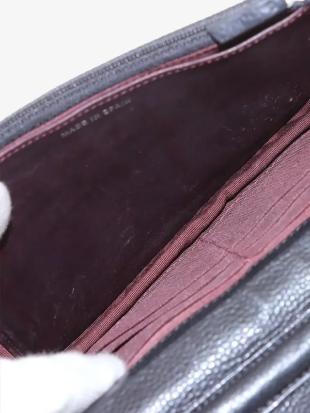 Chanel Black 2013 caviar quilted Wallet on Chain in Black Caviar leather from Sign of the Times, photo 12 of 14