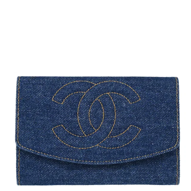 Chanel 1996-1997 Indigo Denim Wallet Purse in Denim from AMORE Vintage Tokyo