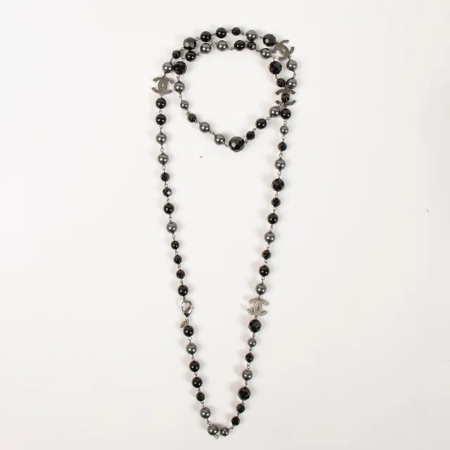 Chanel 13V Black Fantasy Pearl Bead Long Necklace in Black from Labellov