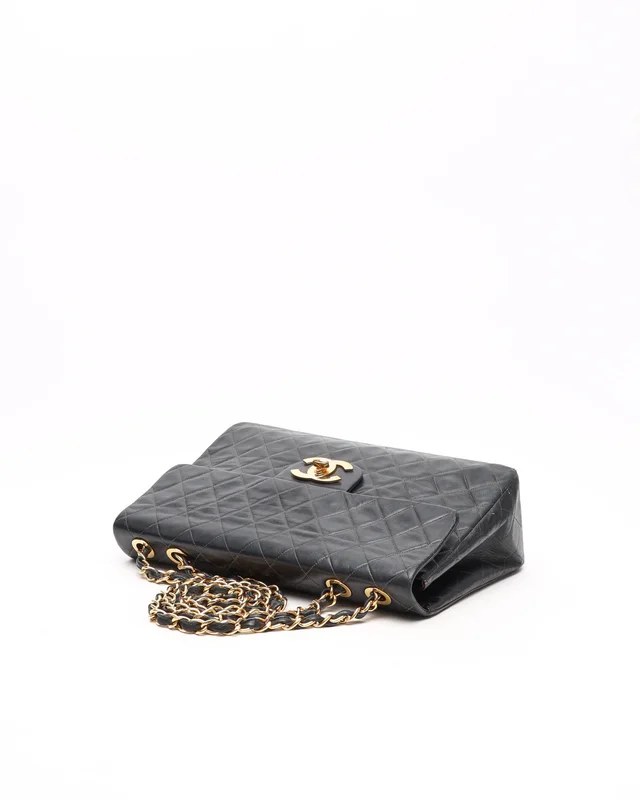 Chanel Classic Maxi Single Flap Bag in Leather from A Retro Tale, photo 4 of 8