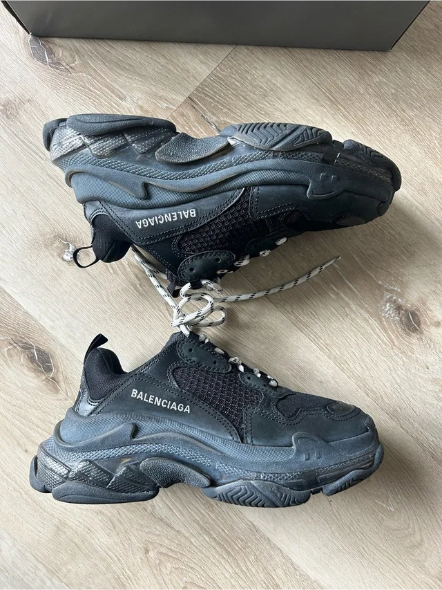 Balenciaga Triple S Size 40 in black from Poshmark