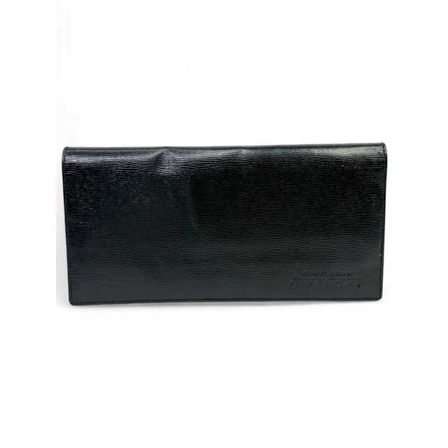 Givenchy Women's Wallet - Black in black from Depop, photo 1 of 1