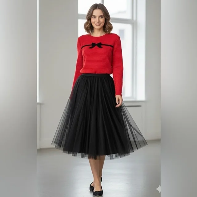 Valentino Garavani Wool Bow Accordion Style Sweater Size M in black Wool from Poshmark