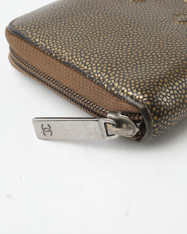 Chanel CC Metallic Caviar Long Zip Around Wallet in Caviar leather from A Retro Tale, photo 7 of 11