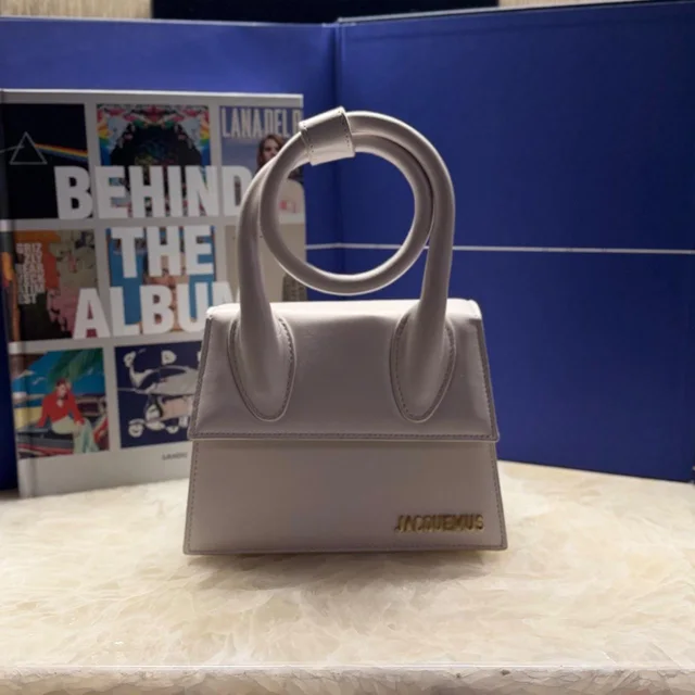 Jacquemus Women's Leather Bag - White/Cream in white Leather from Depop, photo 1 of 1