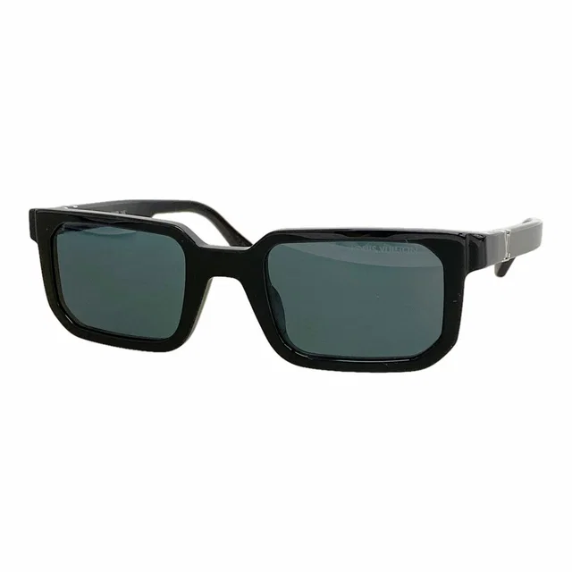 Sunglasses LV Hit Square Noir Eyewear in Black from The Reluxe