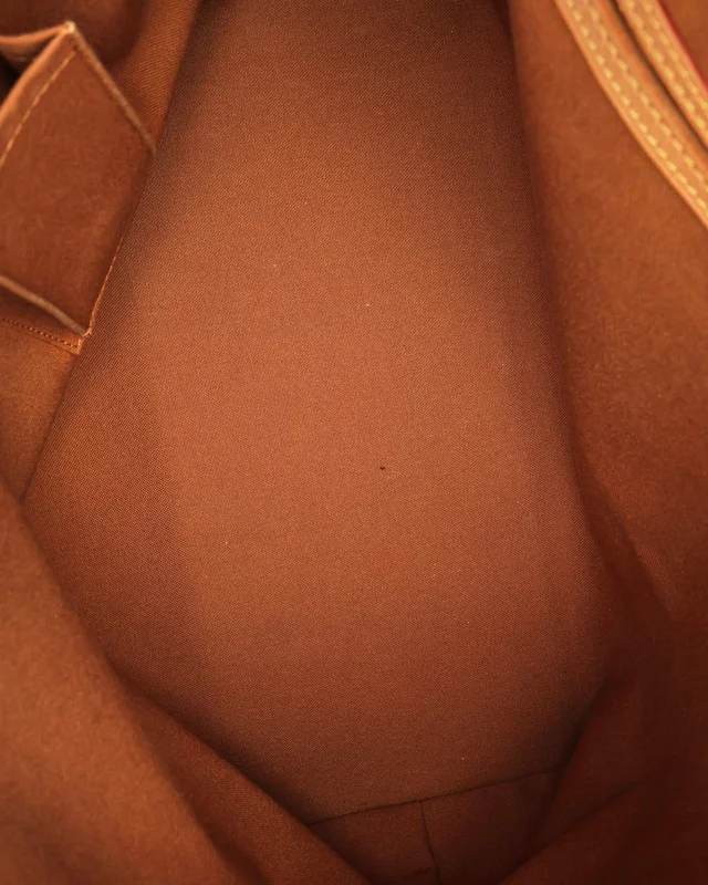 Louis Vuitton Monogram Keepall Bandoulière 60 Weekend Bag in Coated canvas from A Retro Tale, photo 11 of 12