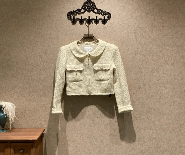 Chanel Beige Tweed Short Jacket / Size 42 / New / 41935 in Beige Tweed from Luxury Promise