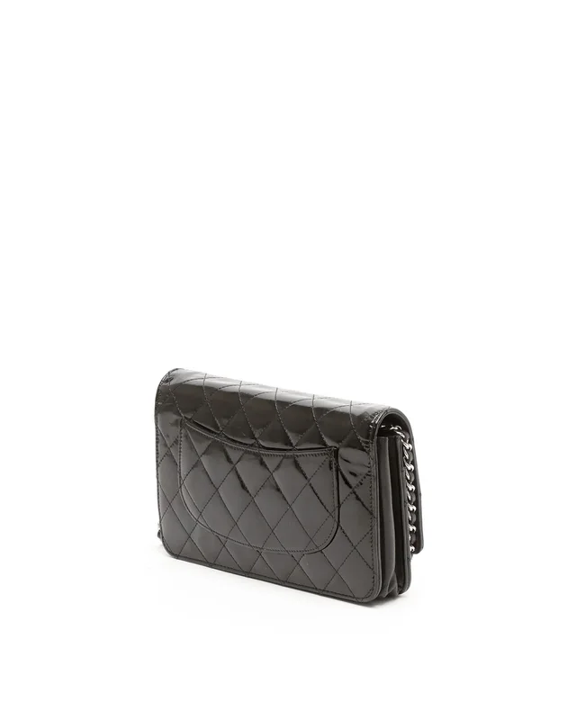 Chanel Patent Wallet On Chain Bag in Patent leather from A Retro Tale, photo 3 of 9