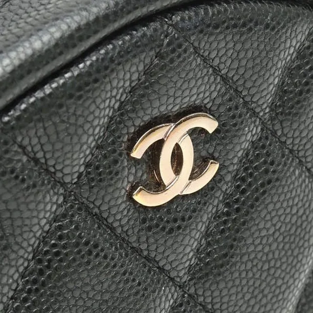 Chanel CC Caviar Round Chain Bag in Caviar leather from A Retro Tale, photo 6 of 12