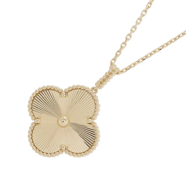 Van Cleef & Arpels Magic Alhambra Long Necklace, 1 Motif GuillochéVCARP4KO00 18K Yellow Gold in Yellow from GALLERY RARE