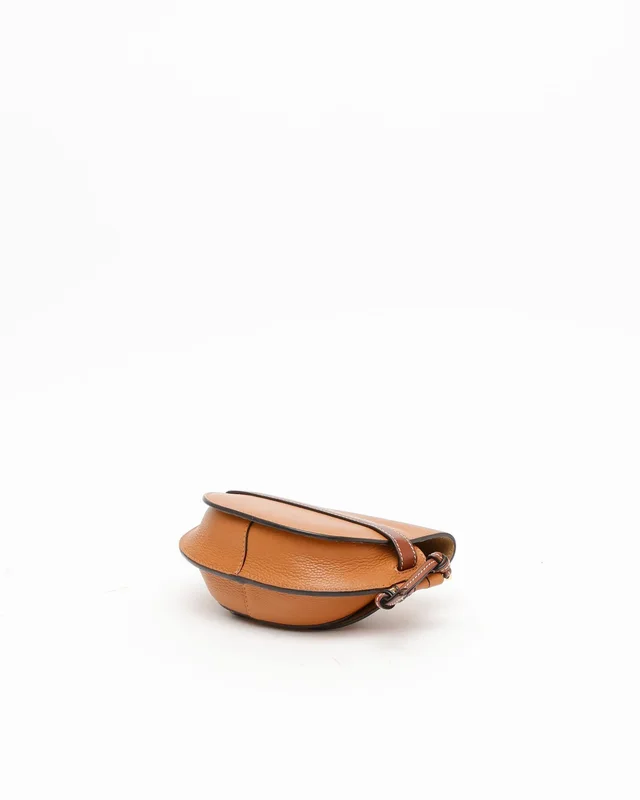 Loewe Mini Gate Crossbody Bag in Leather from A Retro Tale, photo 4 of 8