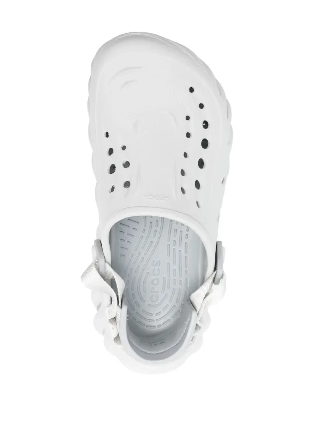 Crocs cut out-detail chunky sandals in Grey, photo 4 of 4 from FARFETCH