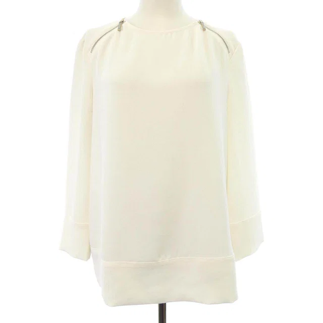 Giorgio Armani Exchange Top from LuxUness