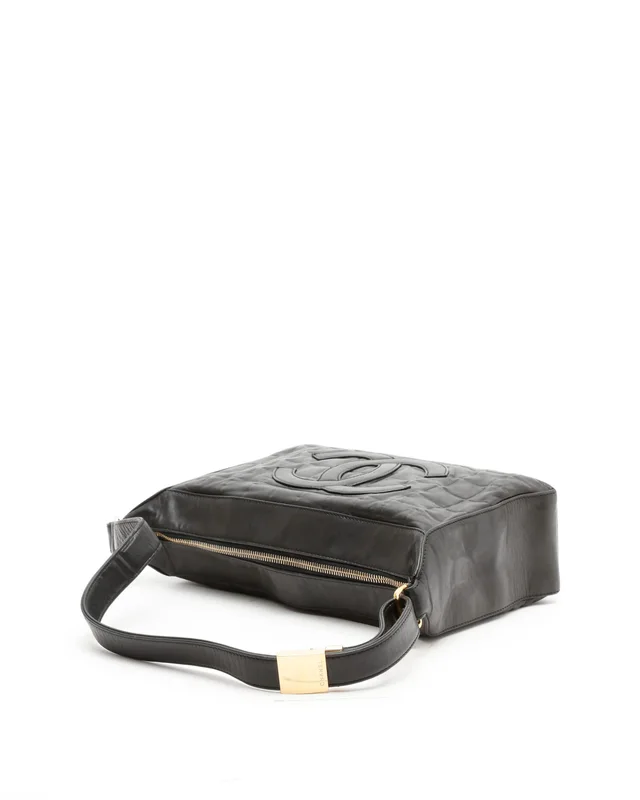 Chanel CC Hobo Bag in Leather from A Retro Tale, photo 4 of 10