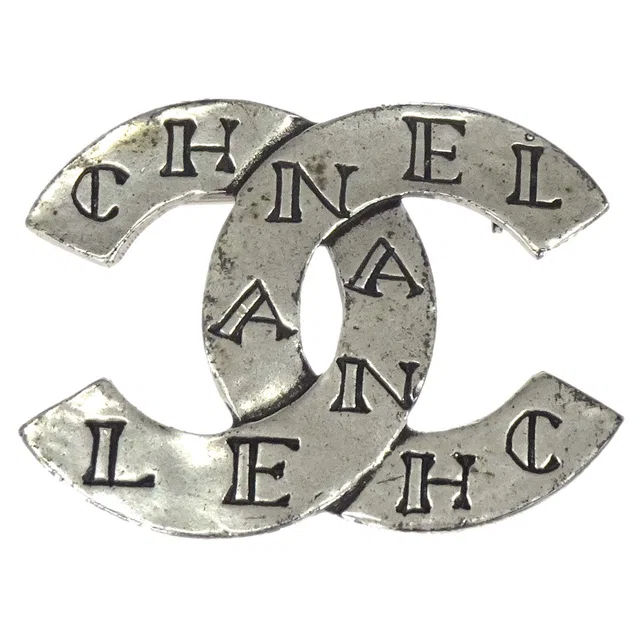 Chanel CC Brooch Pin Silver 99A in Silver from AMORE Vintage Tokyo