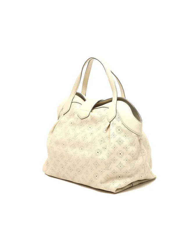 Louis Vuitton Mahina Cirrus PM Tote Bag in Leather from A Retro Tale, photo 3 of 10
