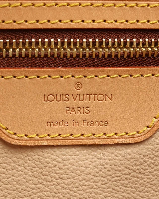 Louis Vuitton Monogram Bucket GM Tote Bag in Coated canvas from A Retro Tale, photo 7 of 11