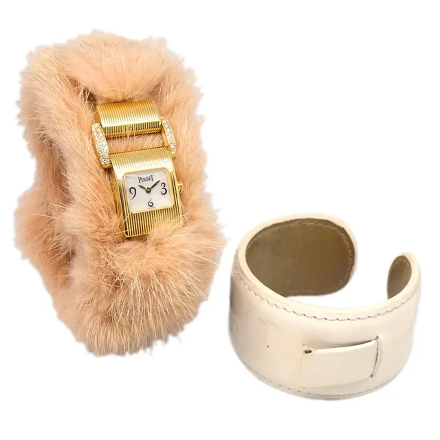 Piaget Miss Protocole Ref.5222 Quartz Watch in Leather from AMORE Vintage Tokyo