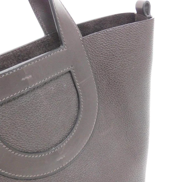 Hermès In The Loop calfskin bag in Brown Calfskin from LuxUness, photo 3 of 9