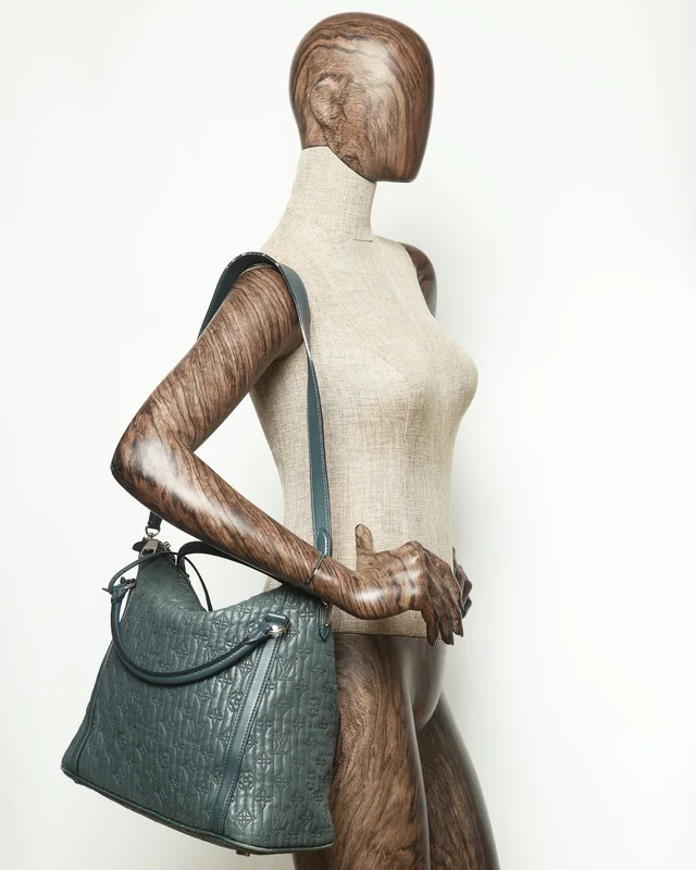 Louis Vuitton Monogram Antheia Ixia GM Bag in Leather from A Retro Tale, photo 11 of 11