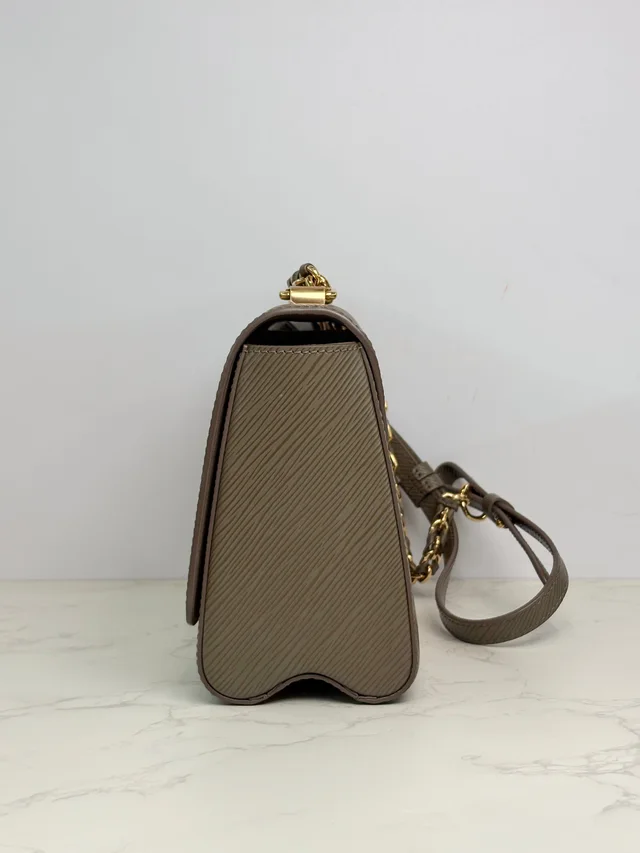 Louis Vuitton Twist Epi MM 23cm from Luxury Promise, photo 2 of 2