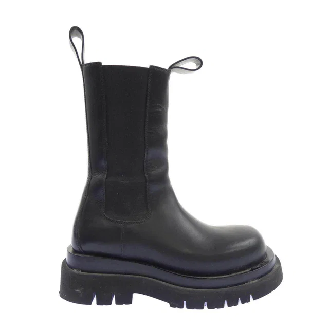 Bottega Veneta Lug Chelsea Calfskin Boots in Calfskin from LuxUness