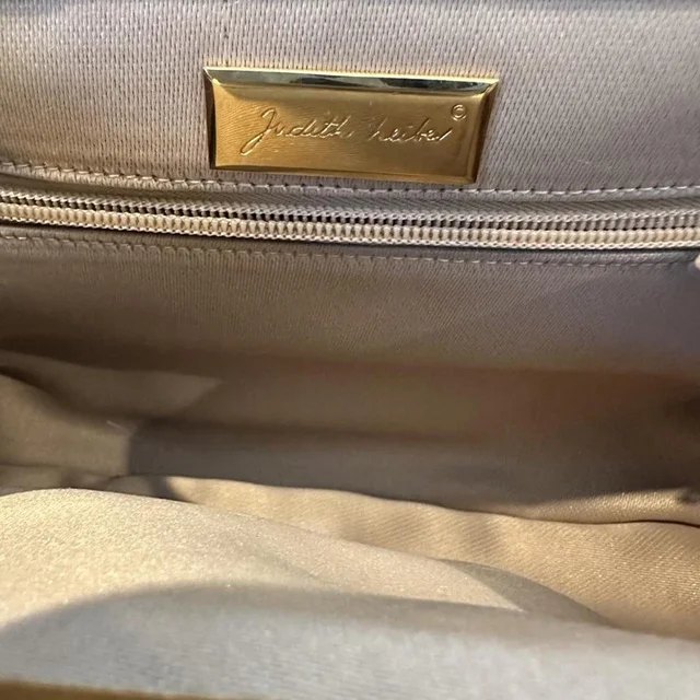Judith Leiber Women's Bag - Pink/Tan in brown|pink|neutral from Depop, photo 1 of 1