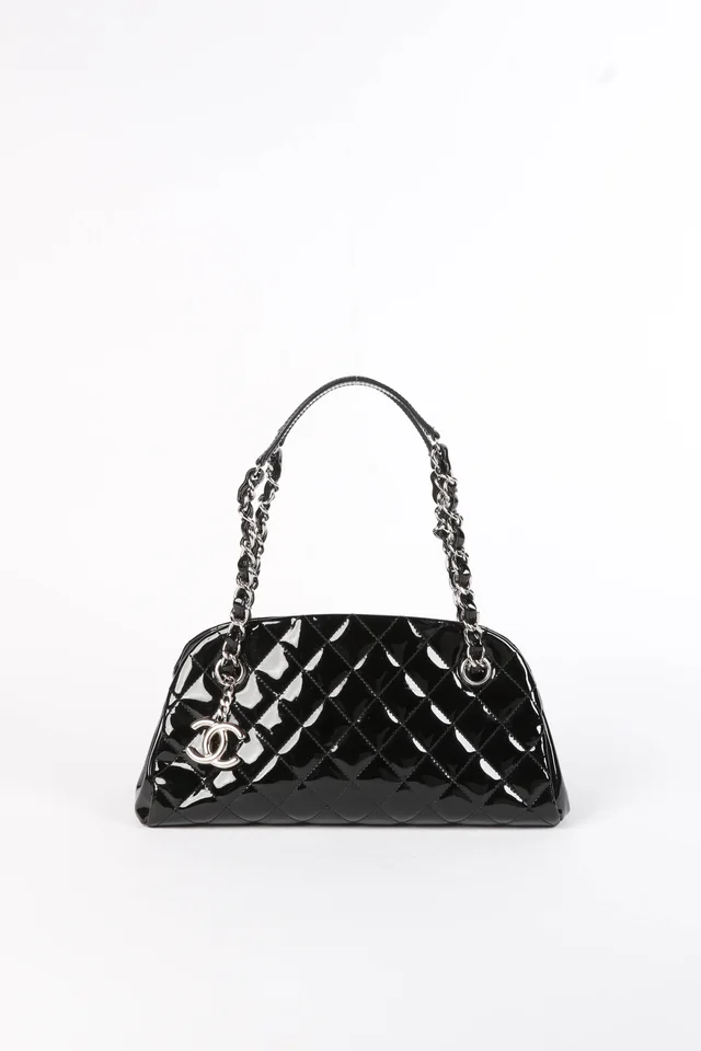 2010s Chanel Black Patent Leather Small Bowling Bag in Black Patent leather from Break Archive