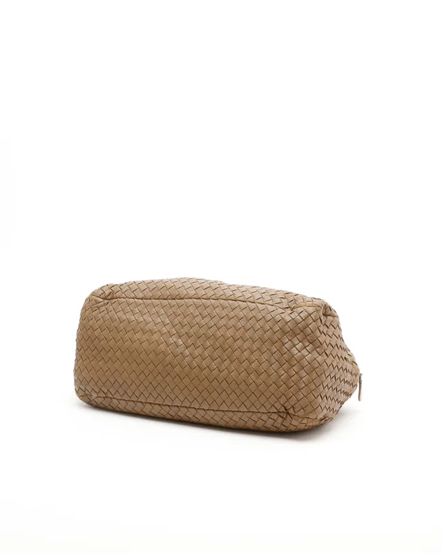 Bottega Veneta Intrecciato Boston Bag in Woven leather from A Retro Tale, photo 4 of 11