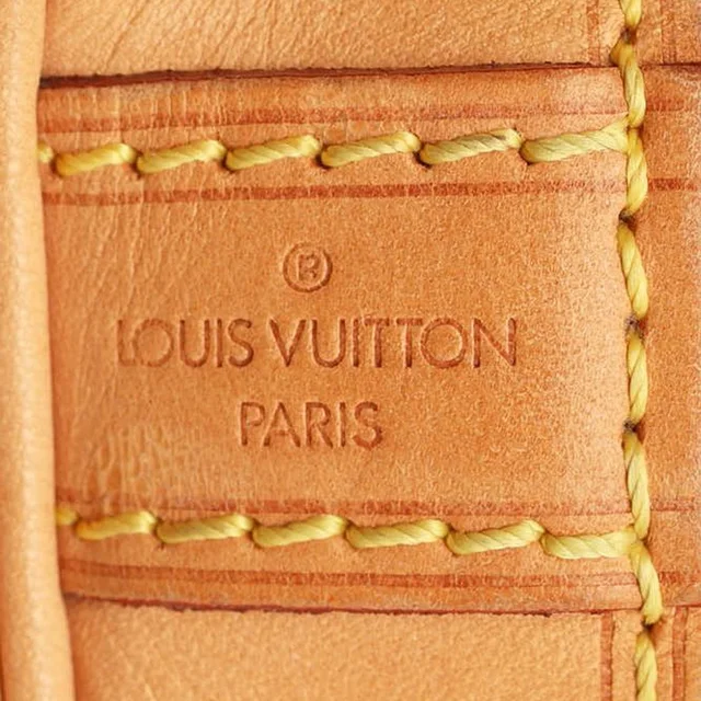 Louis Vuitton Damier Azur Noé BB Bag in Coated canvas from A Retro Tale, photo 6 of 9