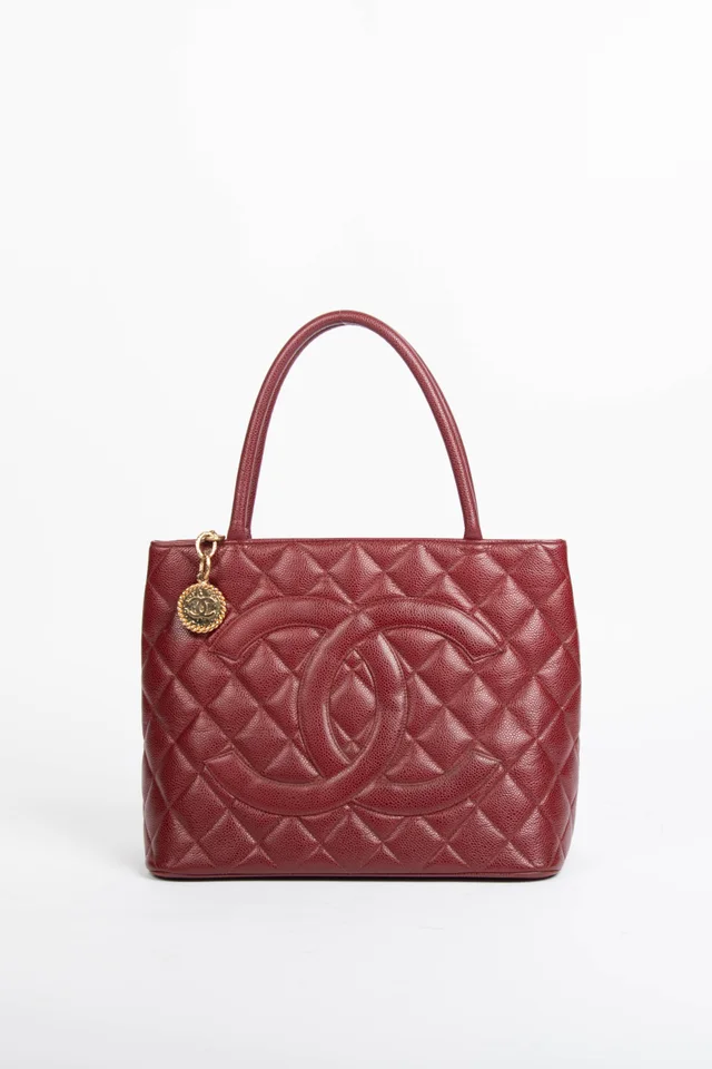 2000s Chanel Burgundy Caviar Leather Gold Medallion Tote Bag in Burgundy Caviar leather from Break Archive