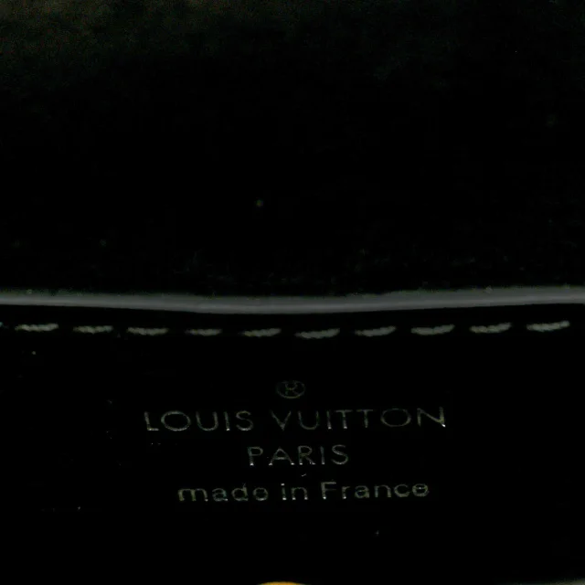 Louis Vuitton Epi Chain Flower Twist Shoulder Bag MM Black in Black Leather from FASHIONPHILE, photo 7 of 10