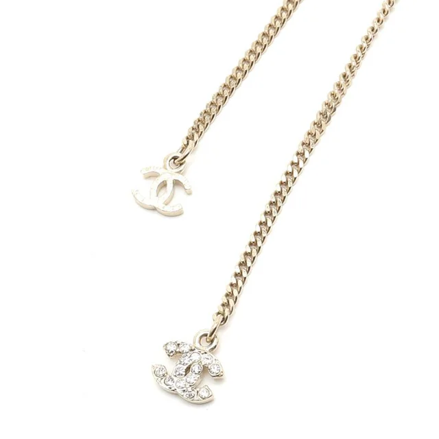 Chanel Camellia Choker from A Retro Tale, photo 4 of 5