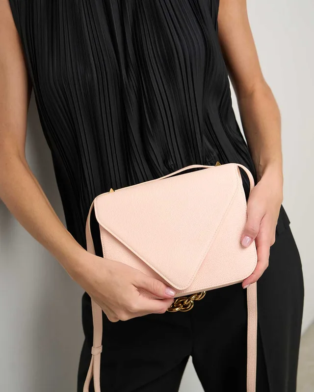 Bottega Veneta Mount Calf Rose in Pink Calfskin from SACLÀB, photo 3 of 10