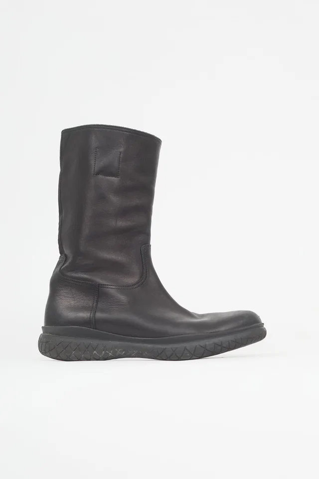 Prada Leather Calf Boot in Leather from VSP Consignment