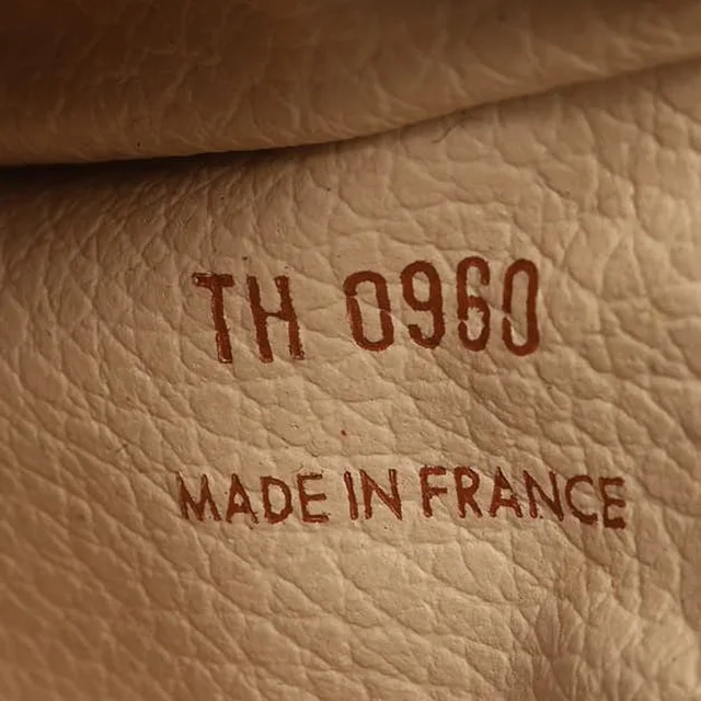 Louis Vuitton Monogram Trousse Toilette 23 Pouch in Coated canvas from A Retro Tale, photo 7 of 7