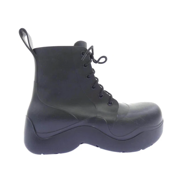 Bottega Veneta Leather Boots in Leather from LuxUness