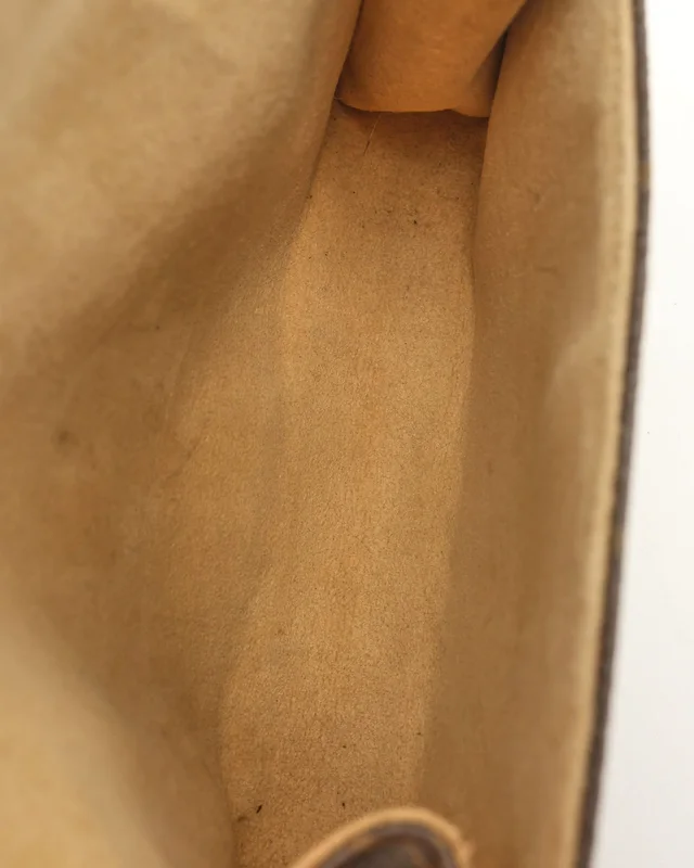 Louis Vuitton Monogram Pochette Florentine Belt Bag from A Retro Tale, photo 8 of 10