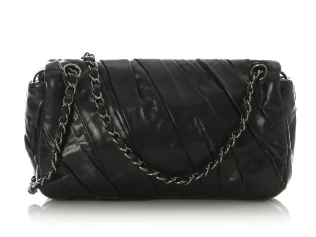 Chanel Glazed Calfskin Twisted Flap in Black Calfskin from Ann's Fabulous Finds, photo 5 of 10