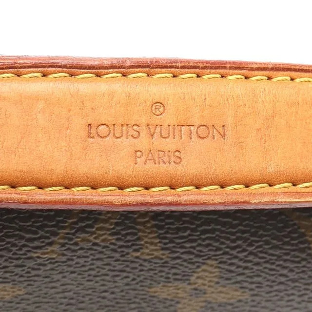 Louis Vuitton Monogram Pochette Métis MM Bag in Coated canvas from A Retro Tale, photo 9 of 12