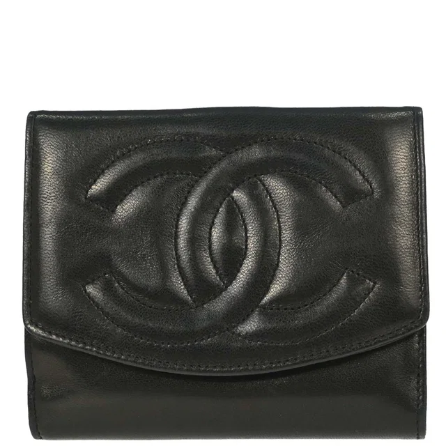 Chanel 1994-1996 Bifold Wallet Black Lambskin in Black Lambskin from AMORE Vintage Tokyo