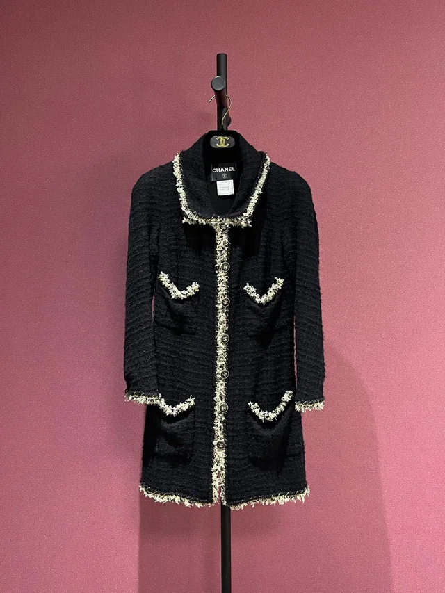 Chanel Black Tweed Jacket 36 in Black Tweed from Luxury Promise