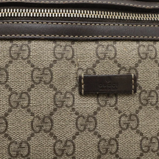 Gucci GG Supreme Body Bag in Beige Canvas from LuxUness, photo 5 of 9