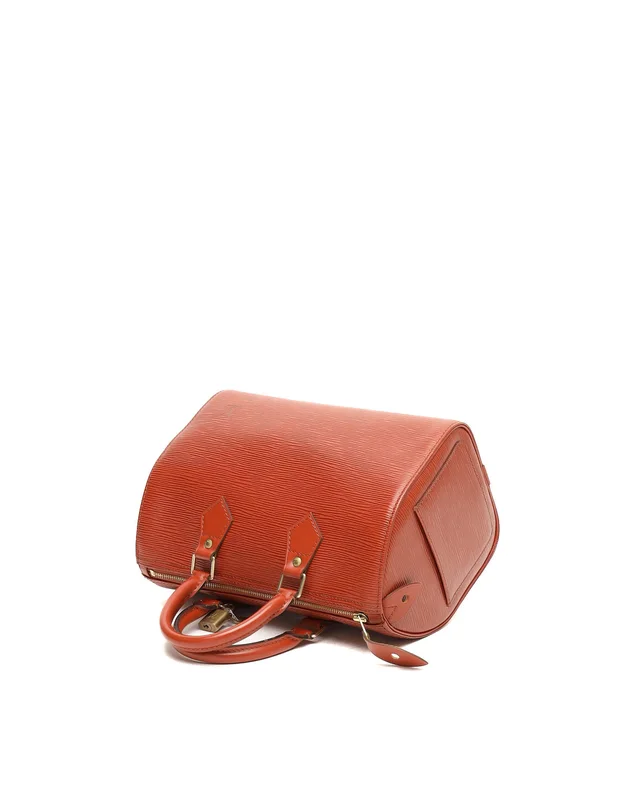 Louis Vuitton Epi Speedy 25 Bag in Leather from A Retro Tale, photo 4 of 10