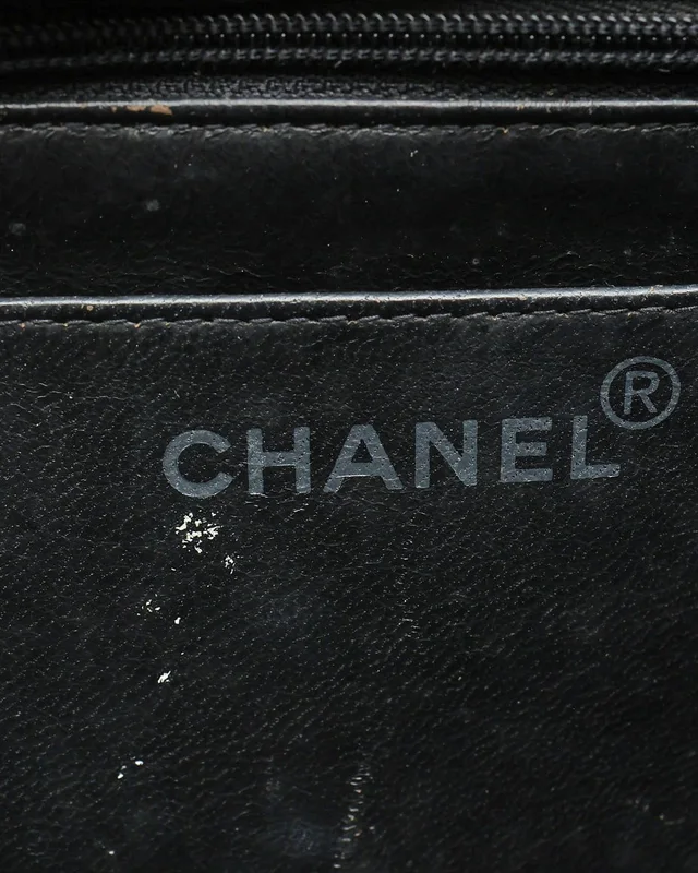 Chanel Medium Micro Quilted Velvet Single Flap Bag in Velvet from A Retro Tale, photo 10 of 13