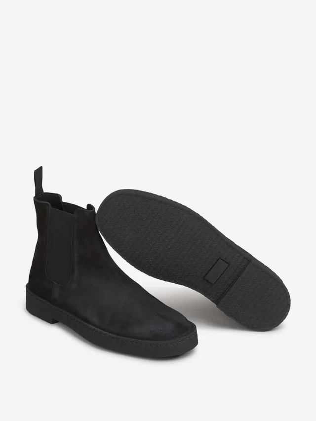 Common Projects Chelsea boots, photo 4 of 5 from SENSER